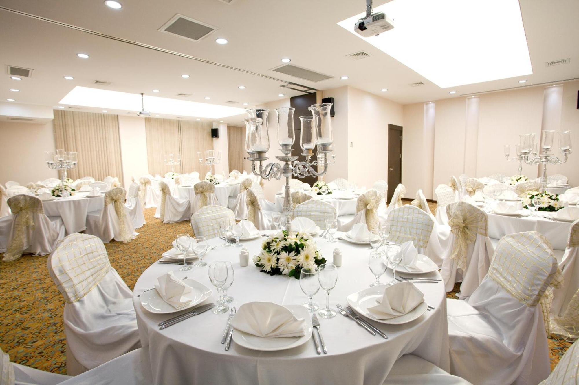 Hotel Taksim 4*
